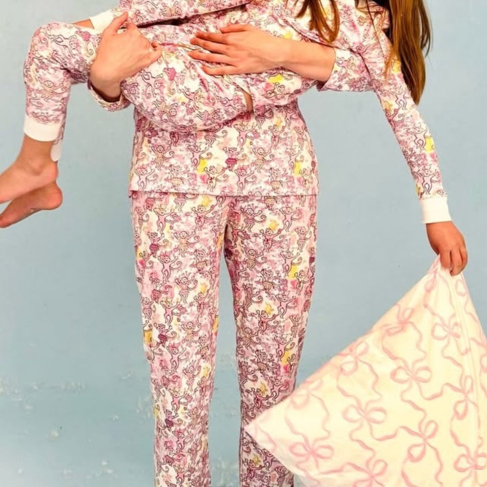 Roller Rabbit x Loveshackfancy Pajama Set - Picture 2 of 4